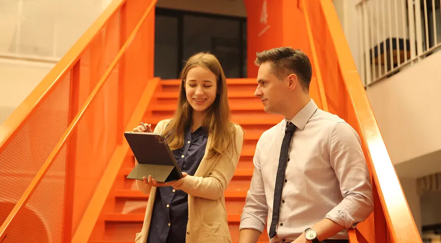 Langganan Tech Bulanan — Satu Paket, Semua Beres